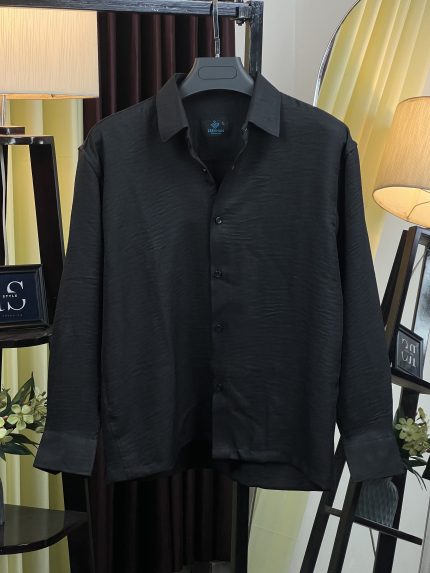 Solid Boxy Fit Shirt-Black